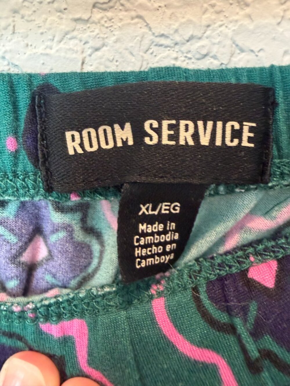 Room Service Green Pink Pajama Set Size XL - Picture 10 of 11